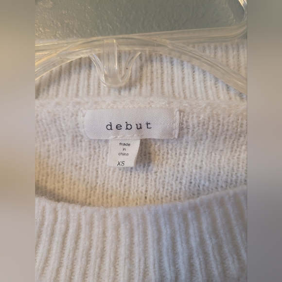 Debut Crewneck Sweater Embroidery Feminine Cozy Sophisticated Soft Girl - Picture 2 of 4